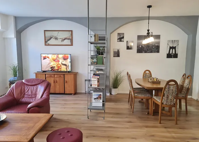 NEU: Großzügige Citywohnung mit XXL Dachterrasse!